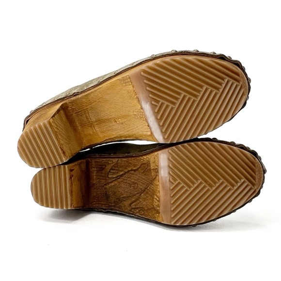 Bosabo Ankle Boots Sage Green Suede Upper Wooden Sole Size 8 Shearling lined EUC - Picture 11 of 14